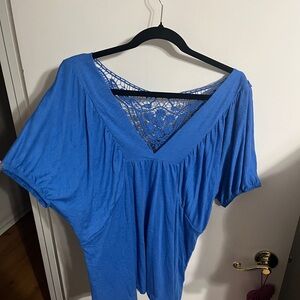 ❣️ 2X Derek Heart Blue Blouse with Lace Accent